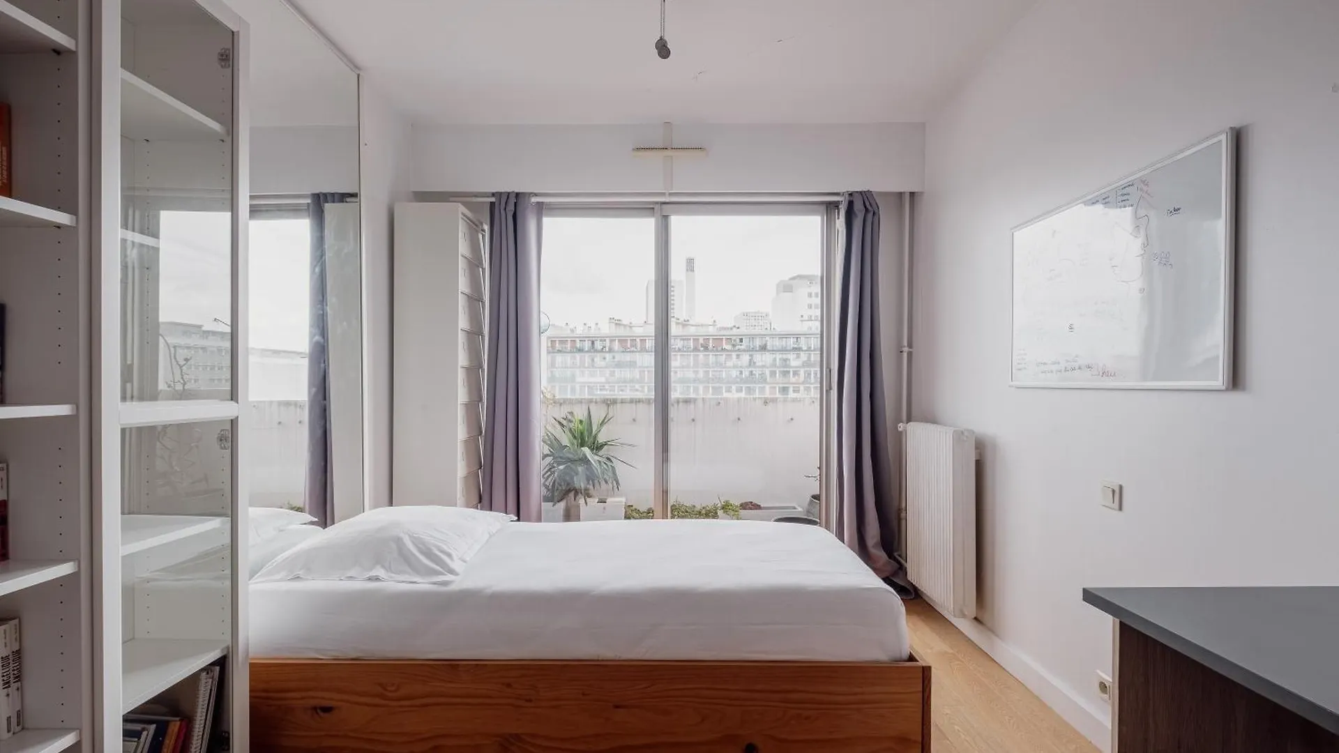 Veeve - Comforts By The Eiffel Tower *