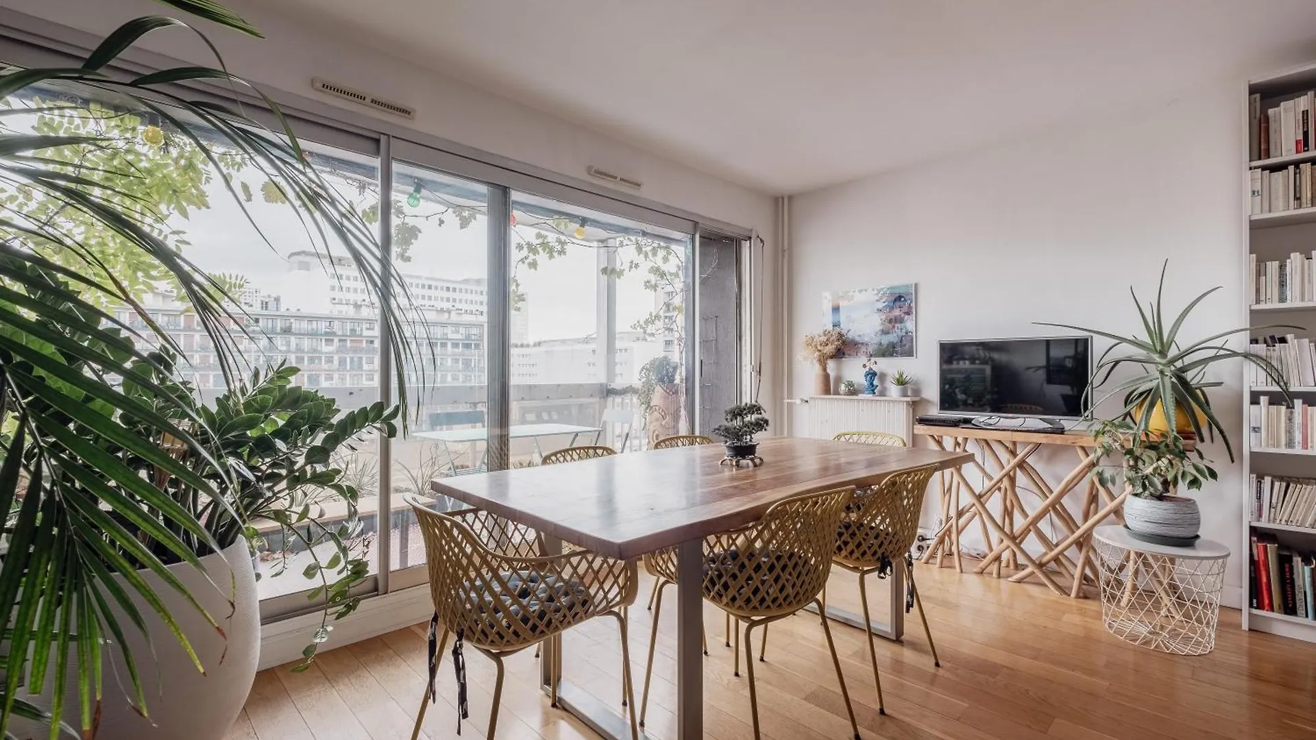 Veeve - Comforts By The Eiffel Tower Apartment Paris